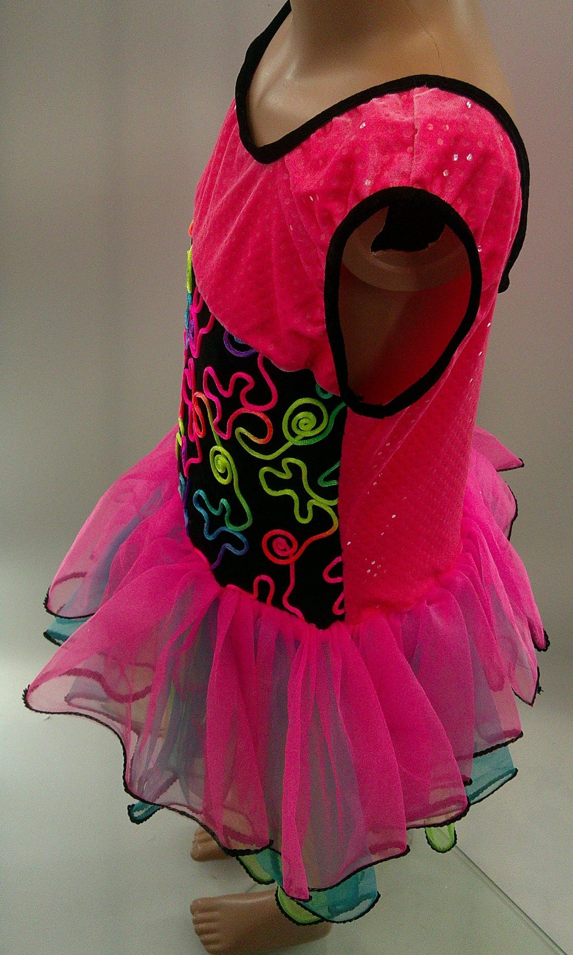 Pre-Owned Costume XL Child Pink Art Stone 2050 Jazz Tap Clogging Swirls Neon Dress