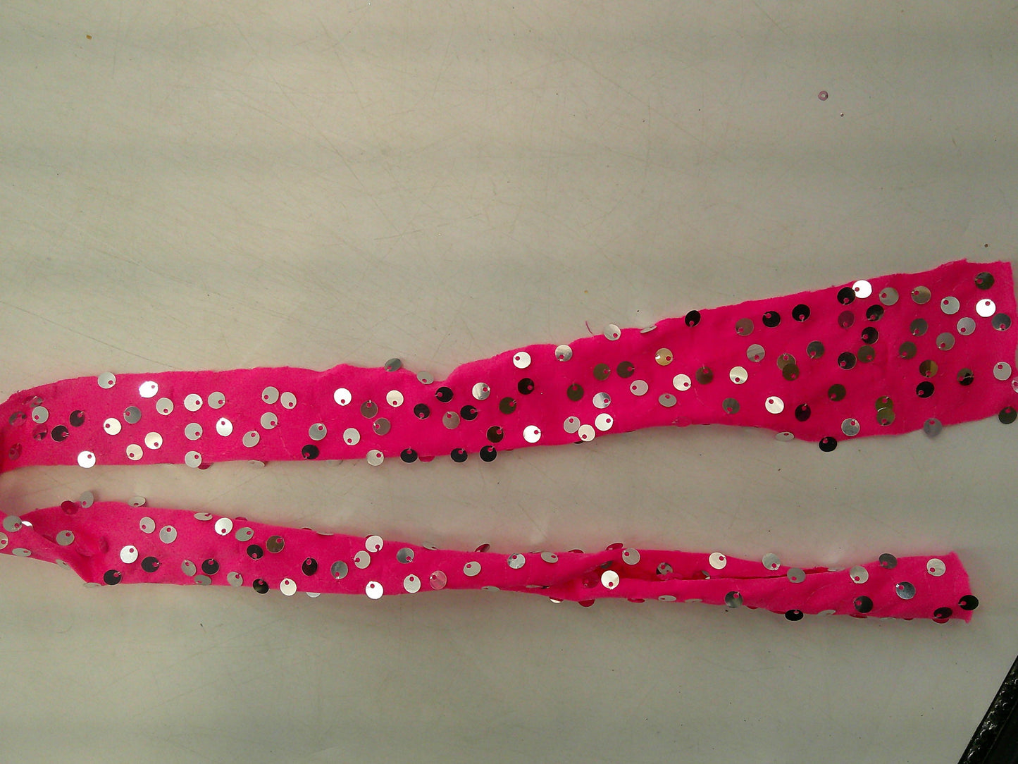 Pre-Owned Costume Medium Child Pink Costume Gallery 17316 Jazz Tap Clogging Musical Theater Sequin Dress Bow