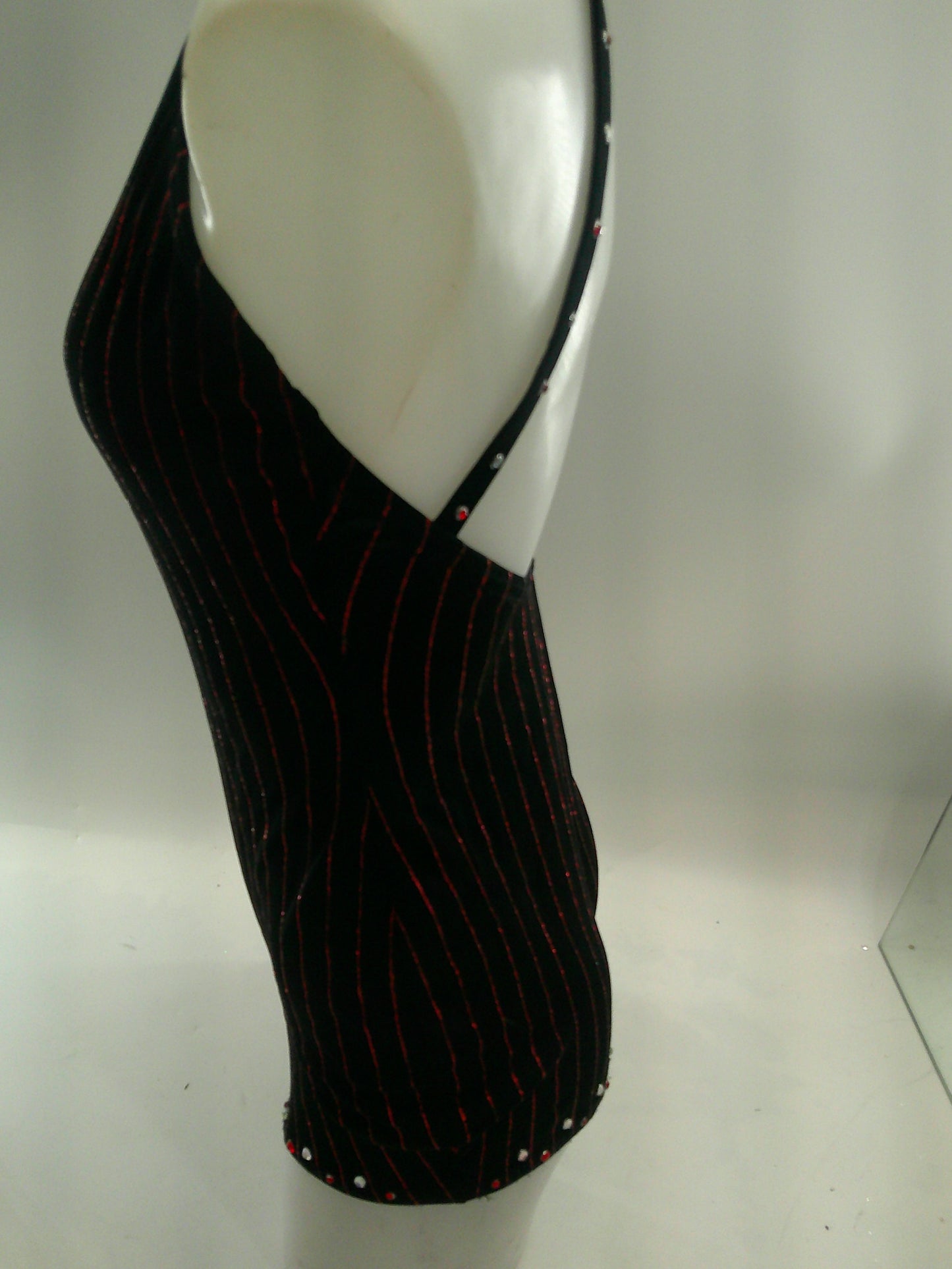 Pre-Owned Costume Kelle Vintage Small Adult Red Black Shortie unitard Jazz Tap Acro