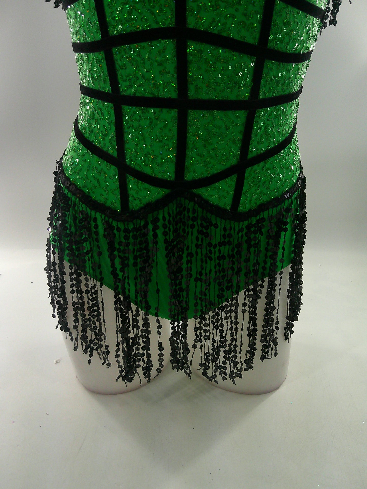 Pre-Owned Costume Small Adult Green A Wish Come True V1850 Jazz Tap Musical Theater Clogging Fringe Sequin