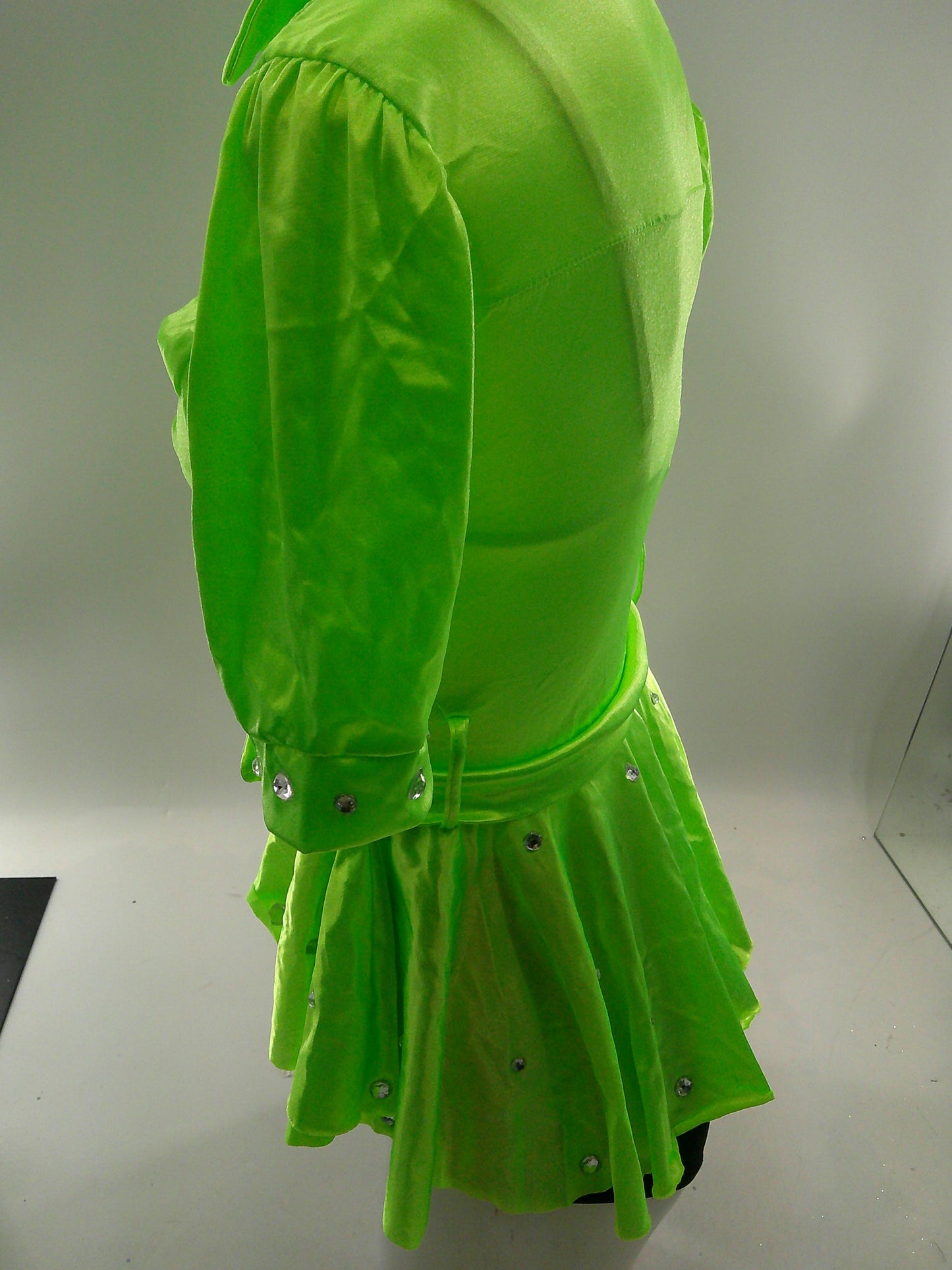 Pre-Owned Costume Weissman 6866 Small Adult Green Jazz Tap Rhinestones