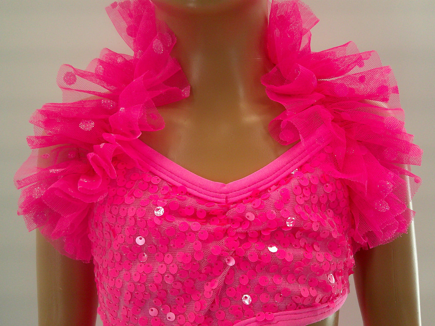 Pre-Owned Costume Small Child Hot Pink Wish Come True S074 Jazz Tap Clogging Musical Theater Sequin