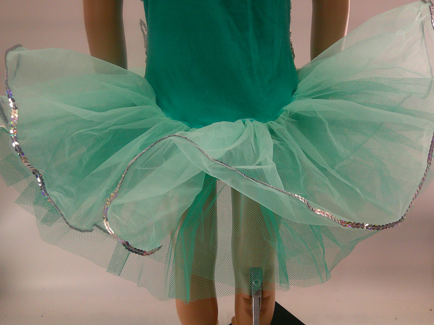 Pre-Owned Costume Ballet Medium Child Teal Curtain Call Tutu Sequin Lace YAGP Winter Queen