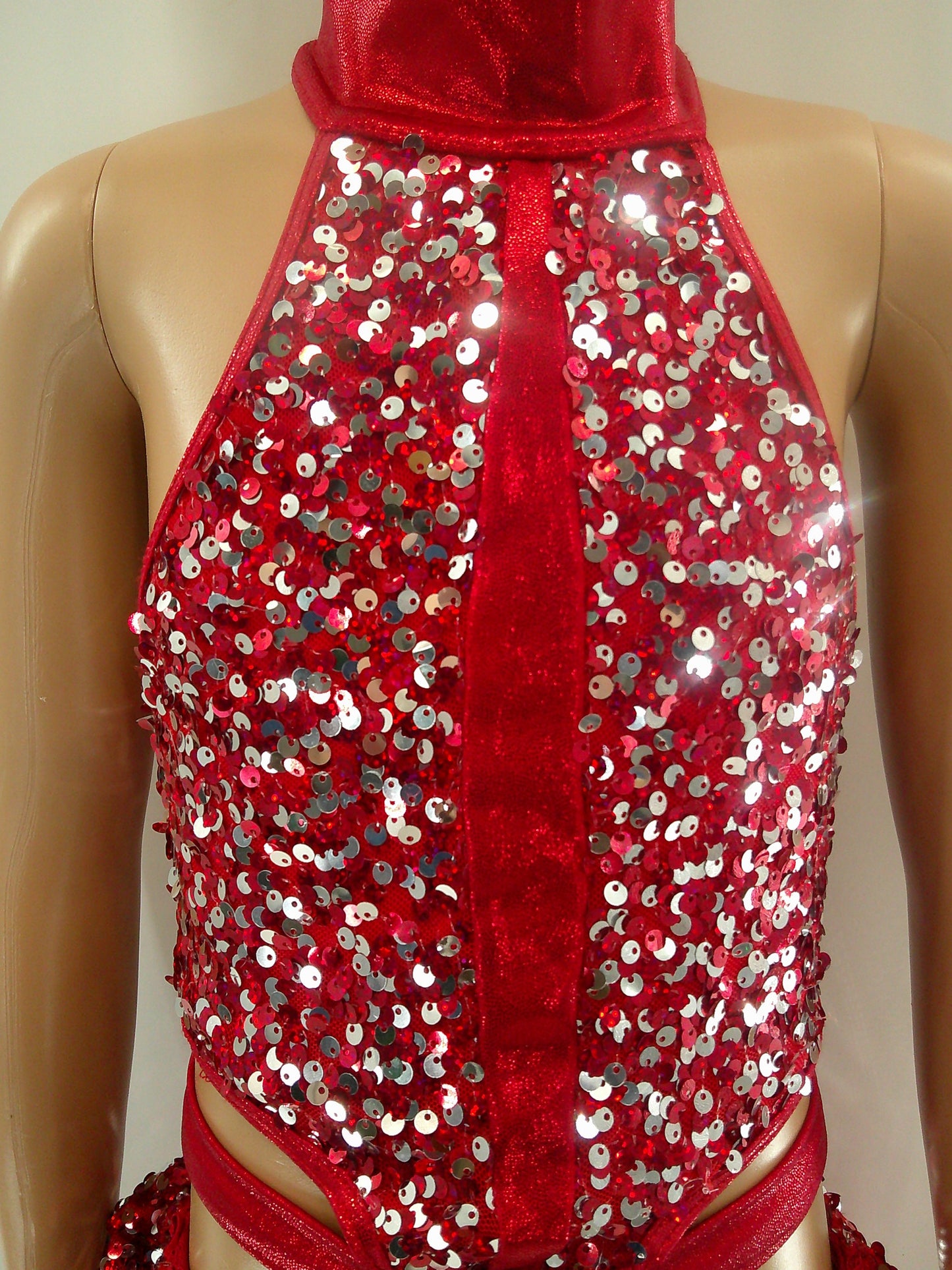 Pre-Owned Costume Medium Child Red Reverence Jazz Tap Clogging Ruffles Sequin Open Back