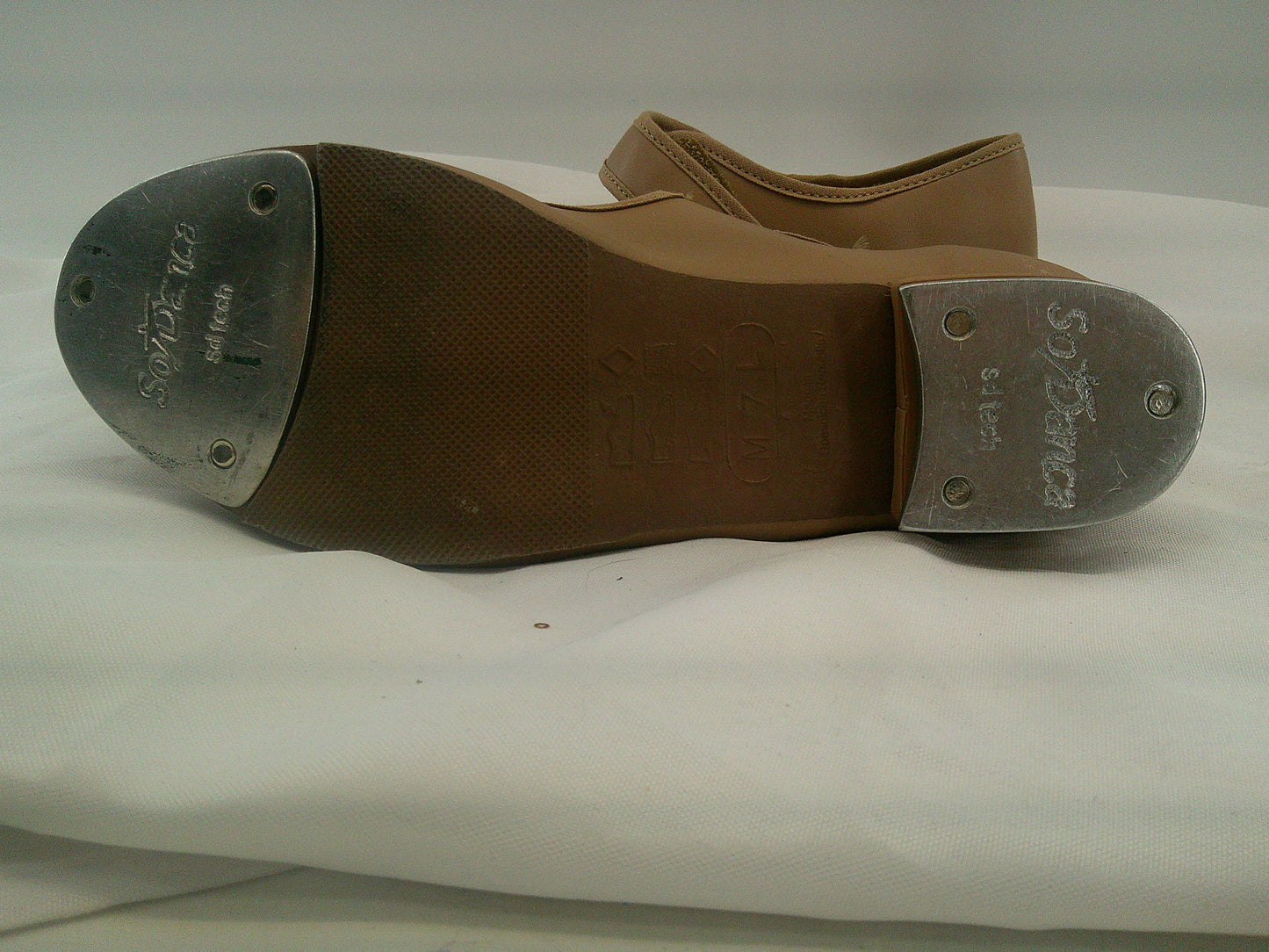 Pre-Owned Tap Shoes SoDanca Adult 7M Mary Jane Leather Loop Strap
