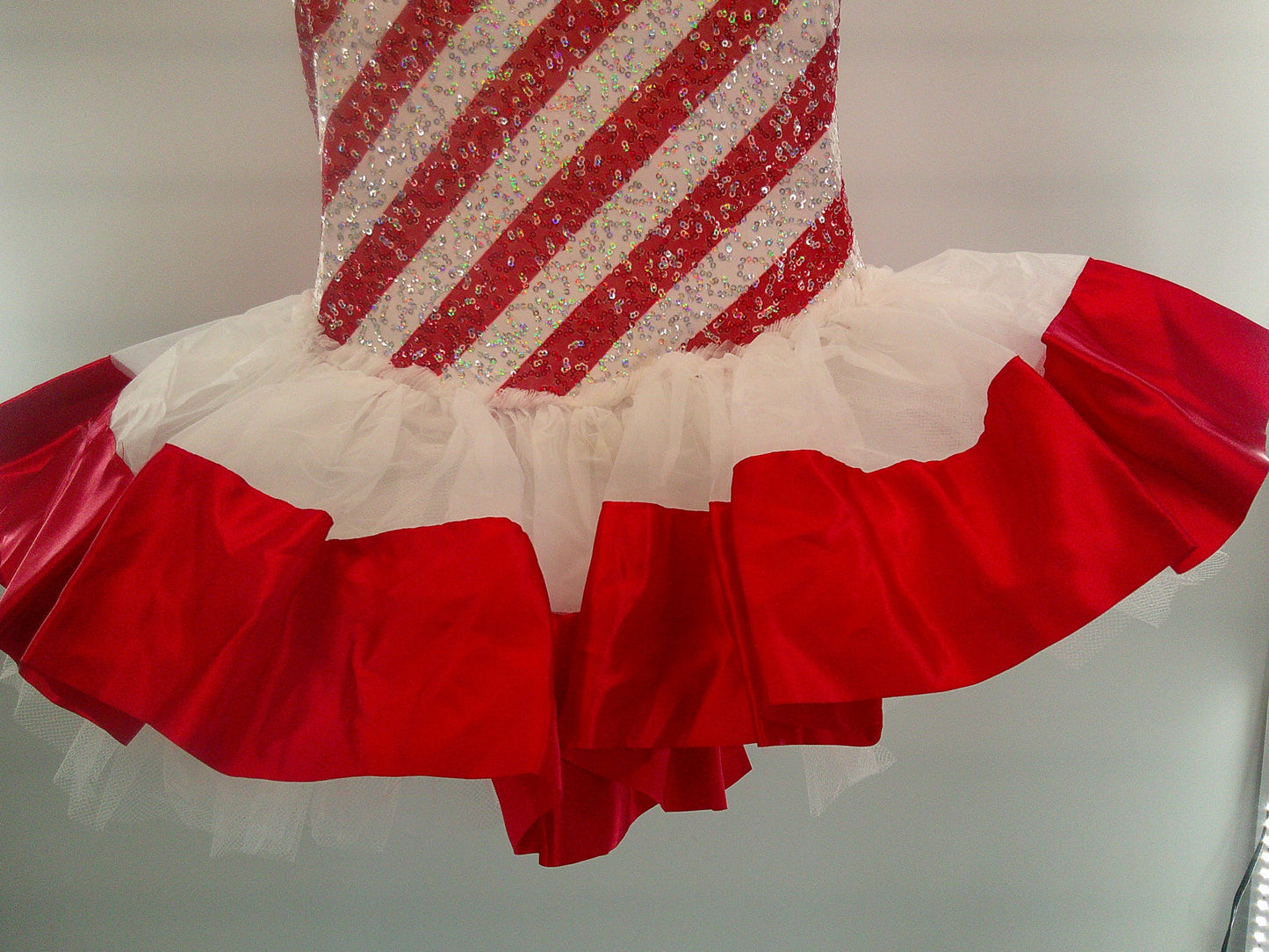 Pre-Owned Costume Ballet XL Child Red Curtain Call E565 Tutu Striped Sequin YAGP Nutcracker Holiday