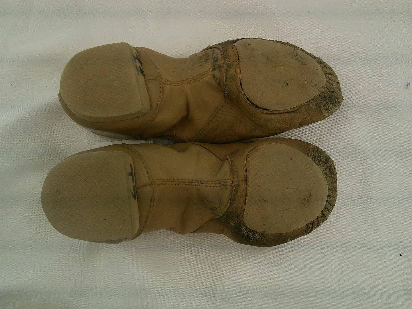 Pre-Owned Jazz Shoes Capezio Adult 5.5M Leather Slip On