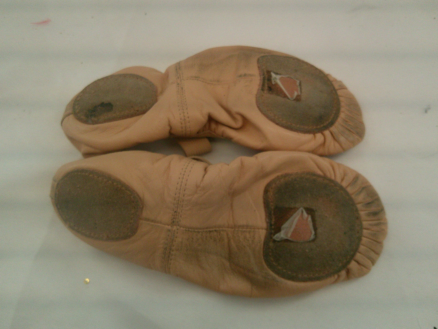 Pre-Owned Ballet Shoes SoDanca Big Kid 3C Pull On Leather Single Strap Full Sole