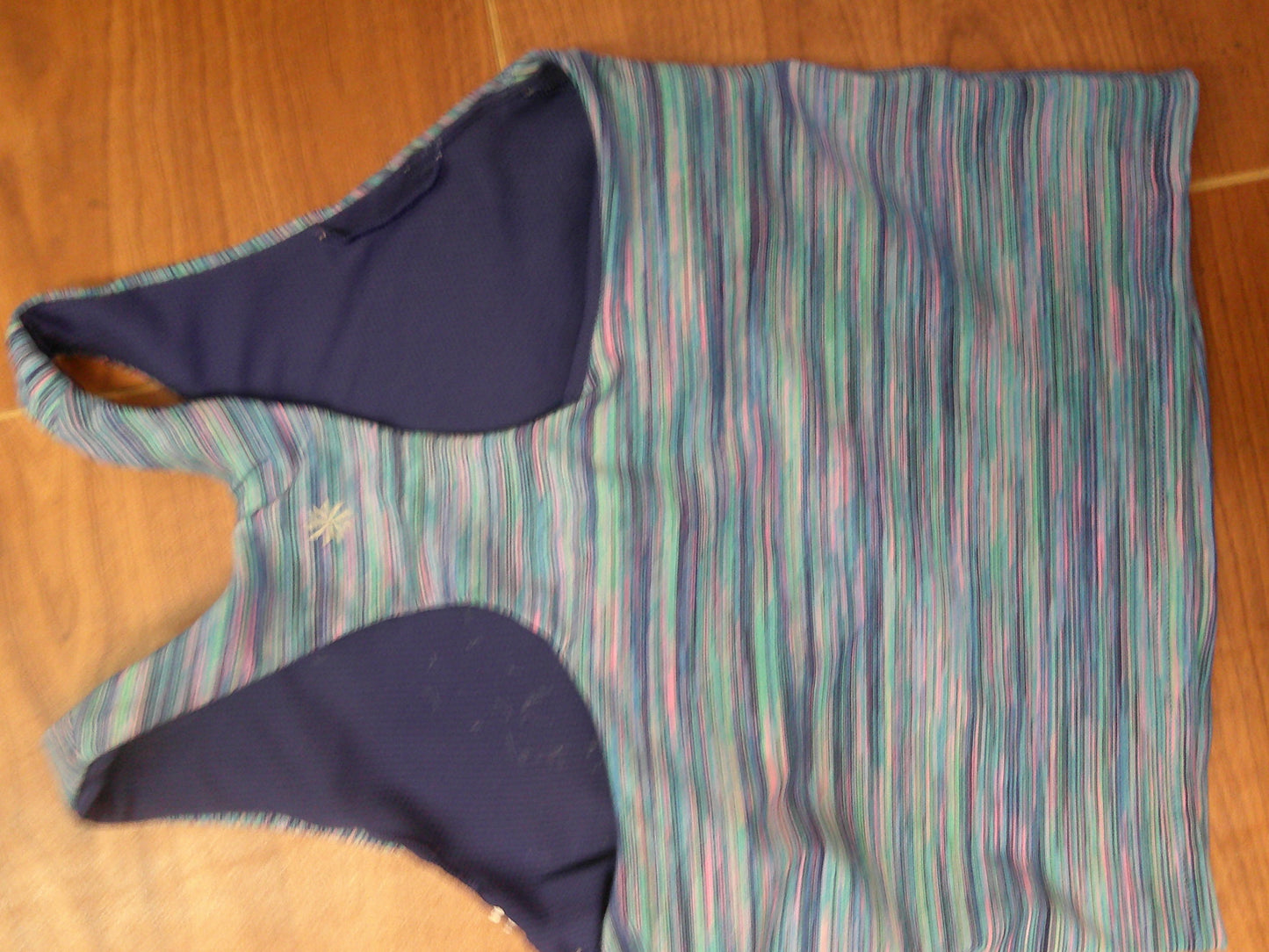 Pre-Owned Racer Back Top Sports Bra Athleta Large Child Blue Stripe Gymnastics Jazz