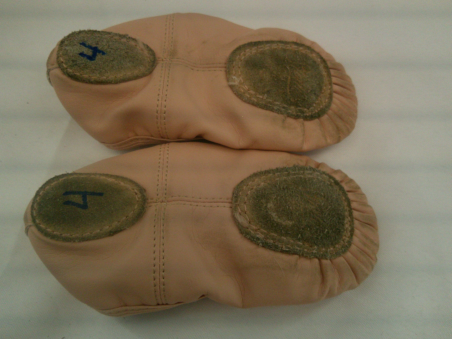 Pre-Owned Ballet Shoes Stelle Toddler 7M No Tie Leather Cross Straps Split Sole
