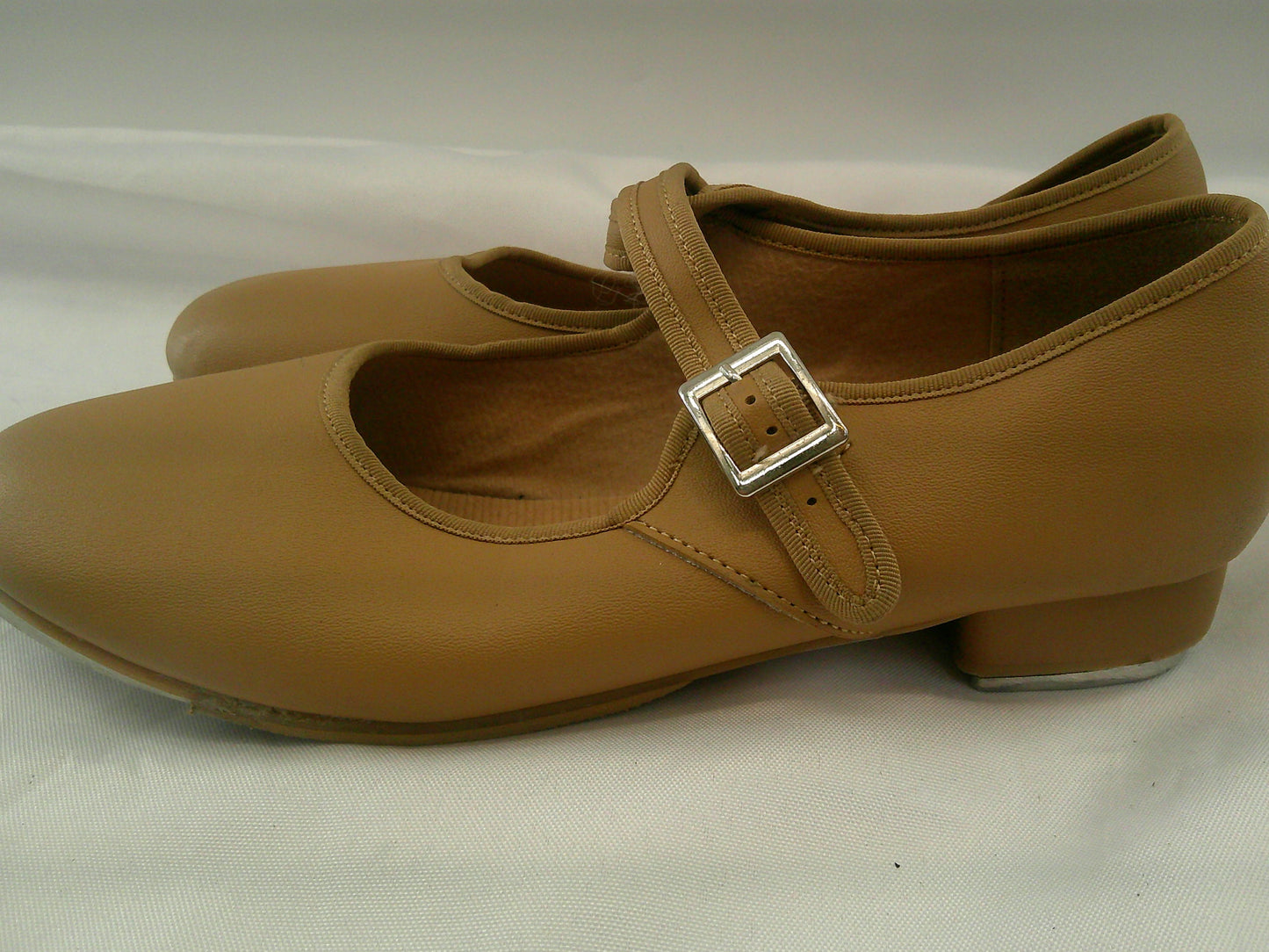 Pre-Owned Tap Shoes Capezio Adult 8M Tan Mary Jane Buckles