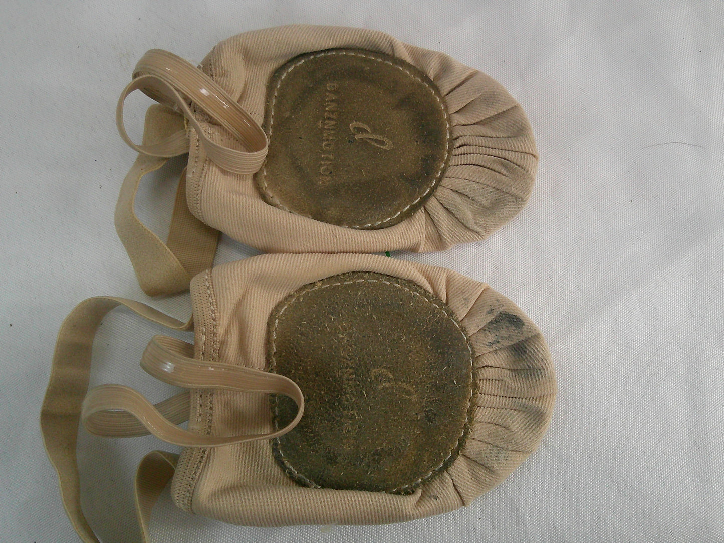 Pre-Owned Contemporary Shoes DanzNMotion Adult Medium Turner Stretch Canvas