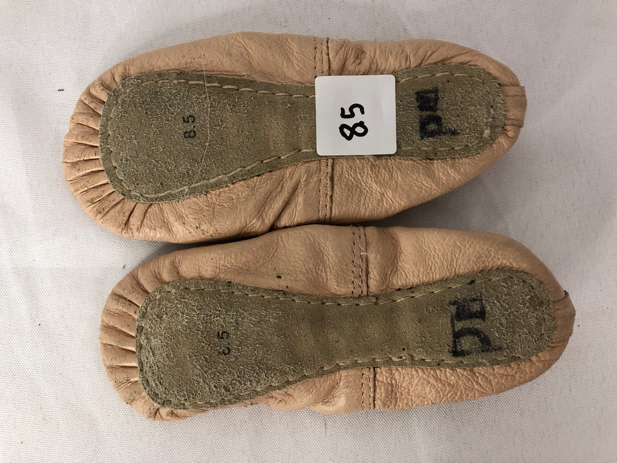 Pre-Owned Ballet Shoes DanzNMotion Child 8.5M Leather Single Strap Full Sole