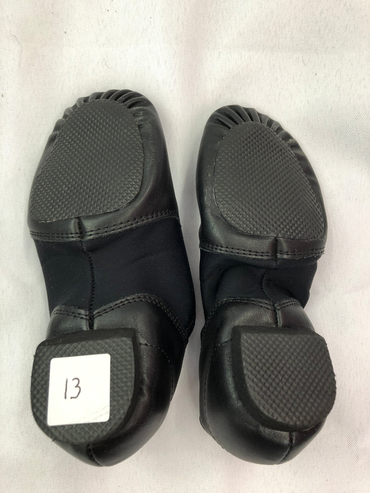 Pre-Owned Jazz Shoes Generic 13M Child Slip On Leather Split Sole