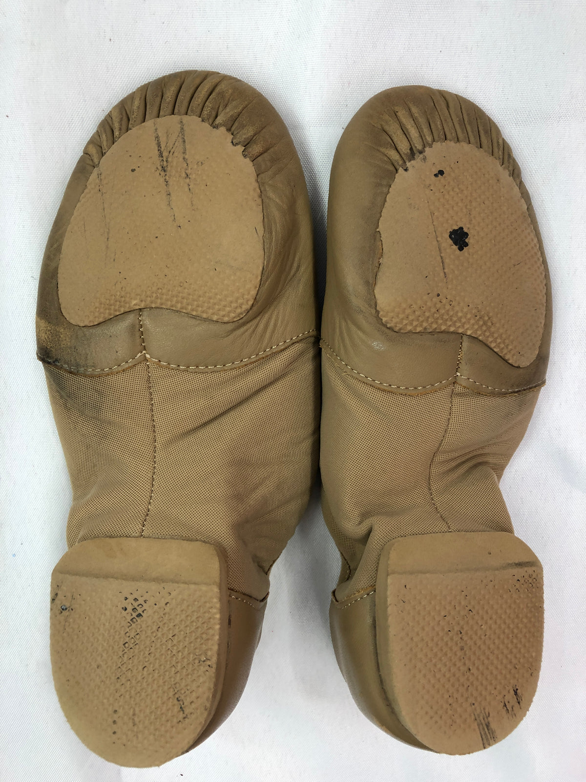 Pre-Owned Jazz Shoes Danz N Motion Tan 9158 Adult 8M Slip On Stretch Side