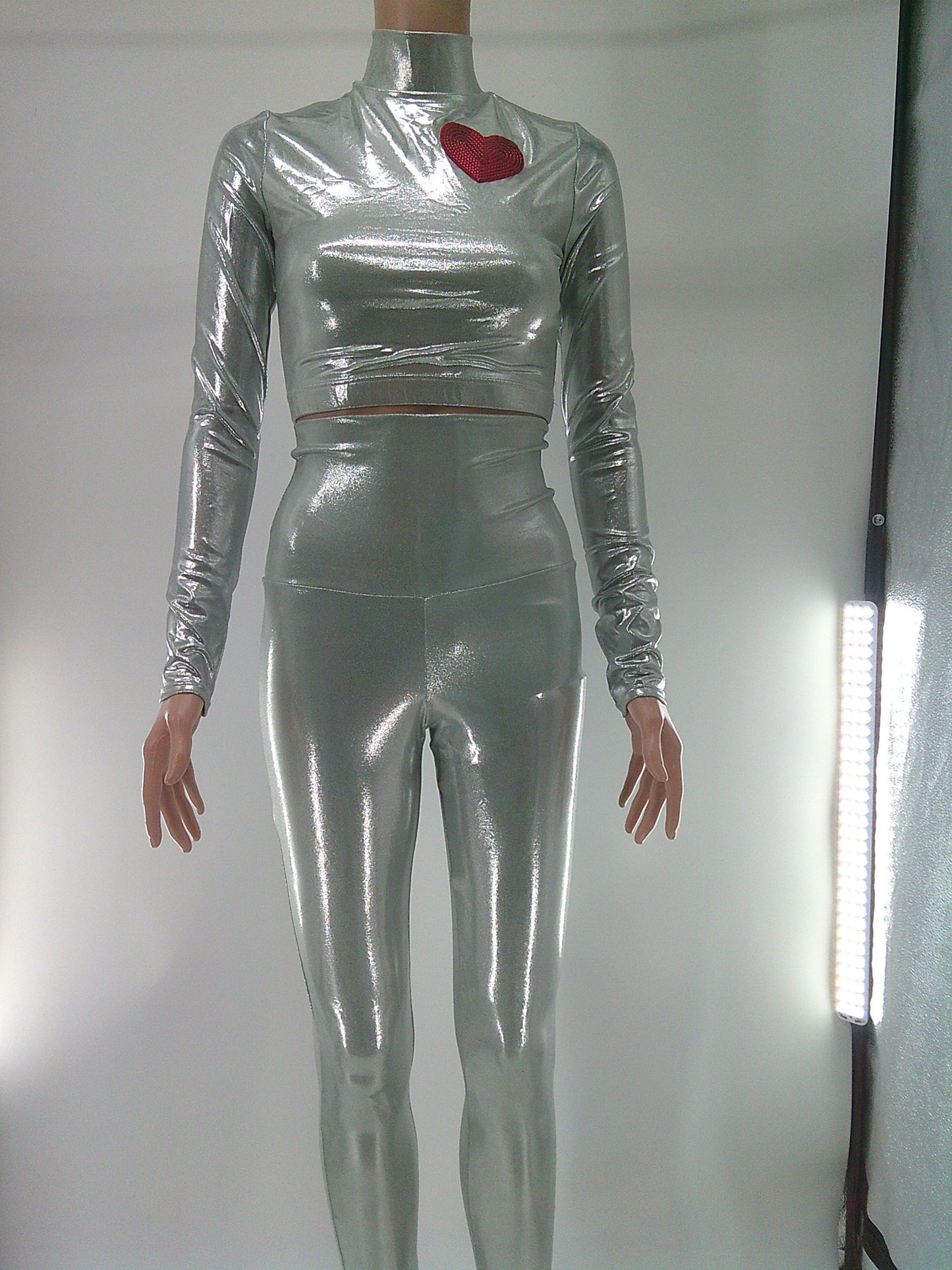 Pre-Owned Costume Balera  ML12486 Small Adult Silver 2 pc Jazz Tap Metallic Tin Man