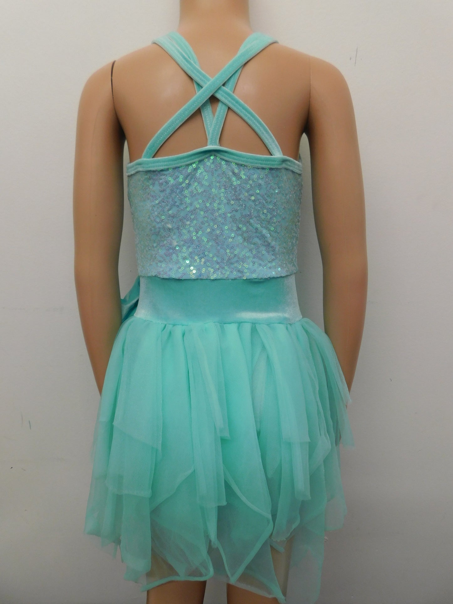 Pre-Owned Costume Curtain Call E2144 Medium Child Aqua Dress Lyrical Sequin