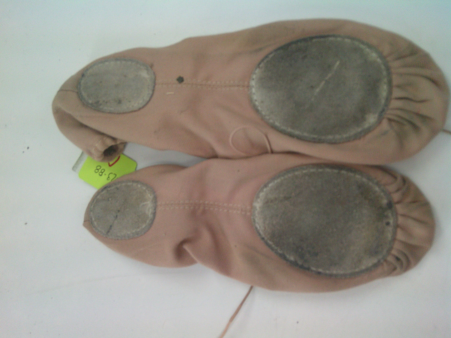 Pre-Owned Ballet Shoes Capezio Adult 7.5M No Tie Drawstring Canvas  Split Sole