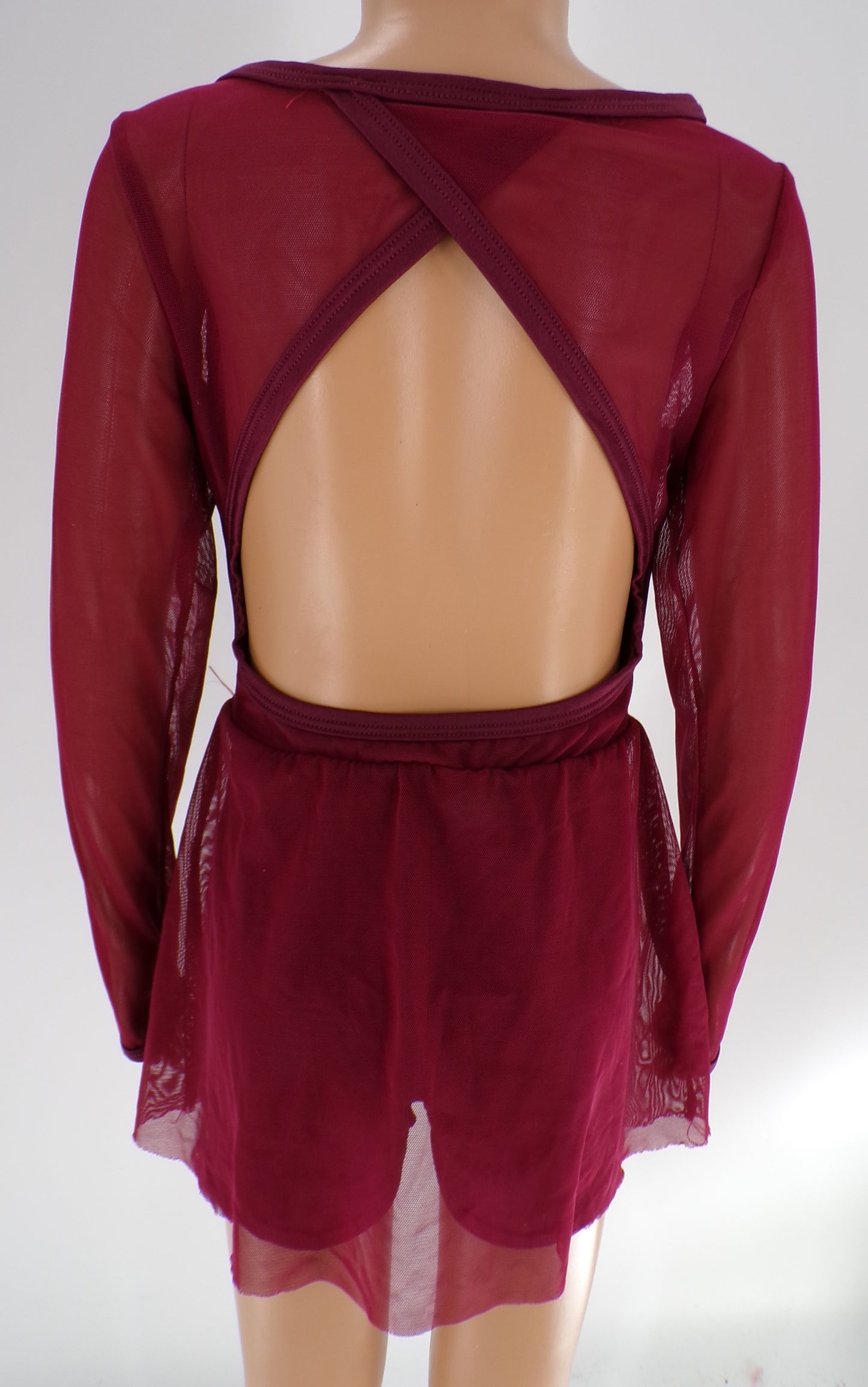 Pre-Owned Costume Curtain Call  P735 Small Child Burgundy  Contemporary