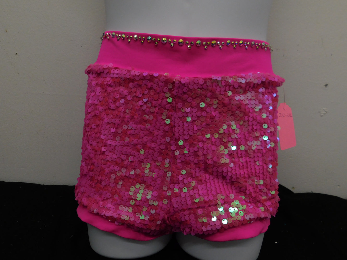 Pre-Owned Shorts w/ Stones Balera  SQ9629 Small Adult Pink  Jazz Tap