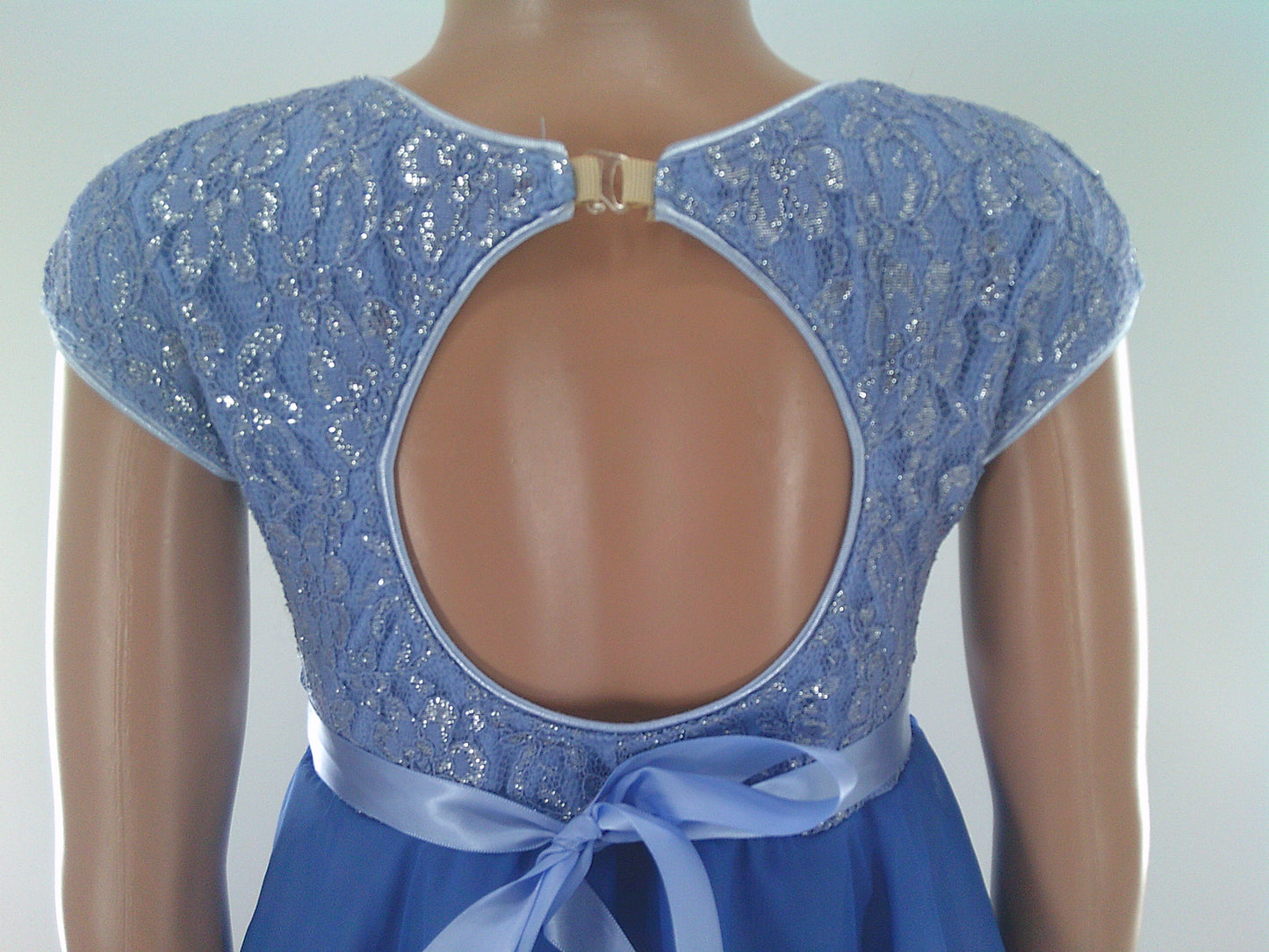 Pre-Owned Costume Revolution  RC17132 Small Child Blue Glitter Lace Lyrical  Glitter