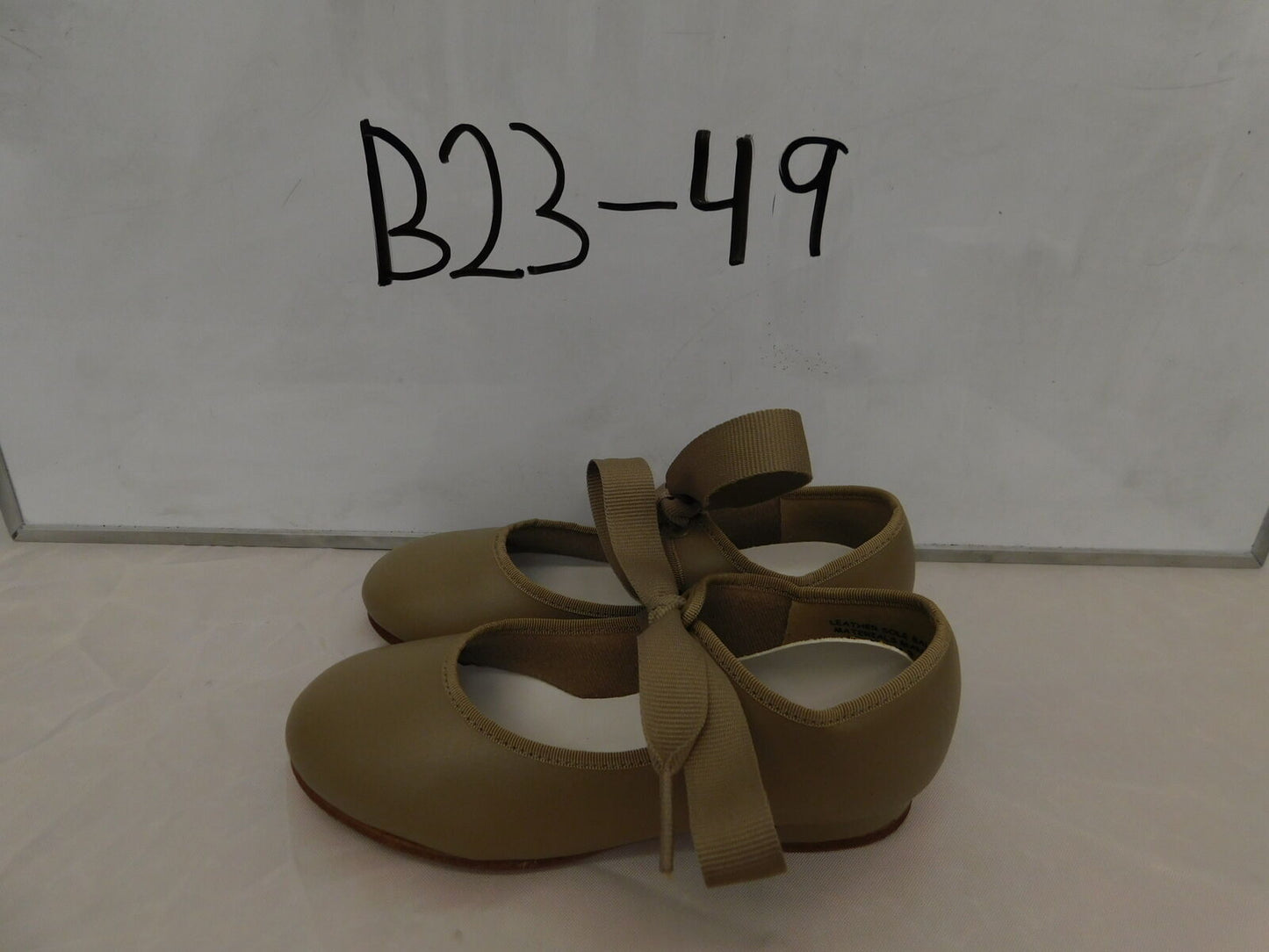 Pre-Owned Tap Shoes Barbette Toddler 10M Tyette Leather Ribbon or Elastic Student