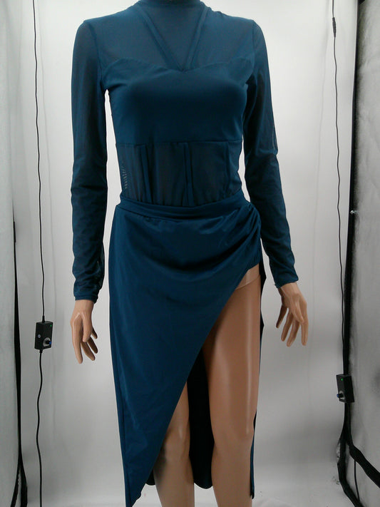 Pre-Owned Costume Kelle  5360/4325 Medium Adult Teal 2 pc Lyrical Rhinestone