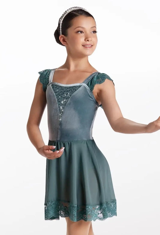 Pre-Owned Costume Weissman 15817 Medium Child Green Lace Lyrical Ballet Sequin