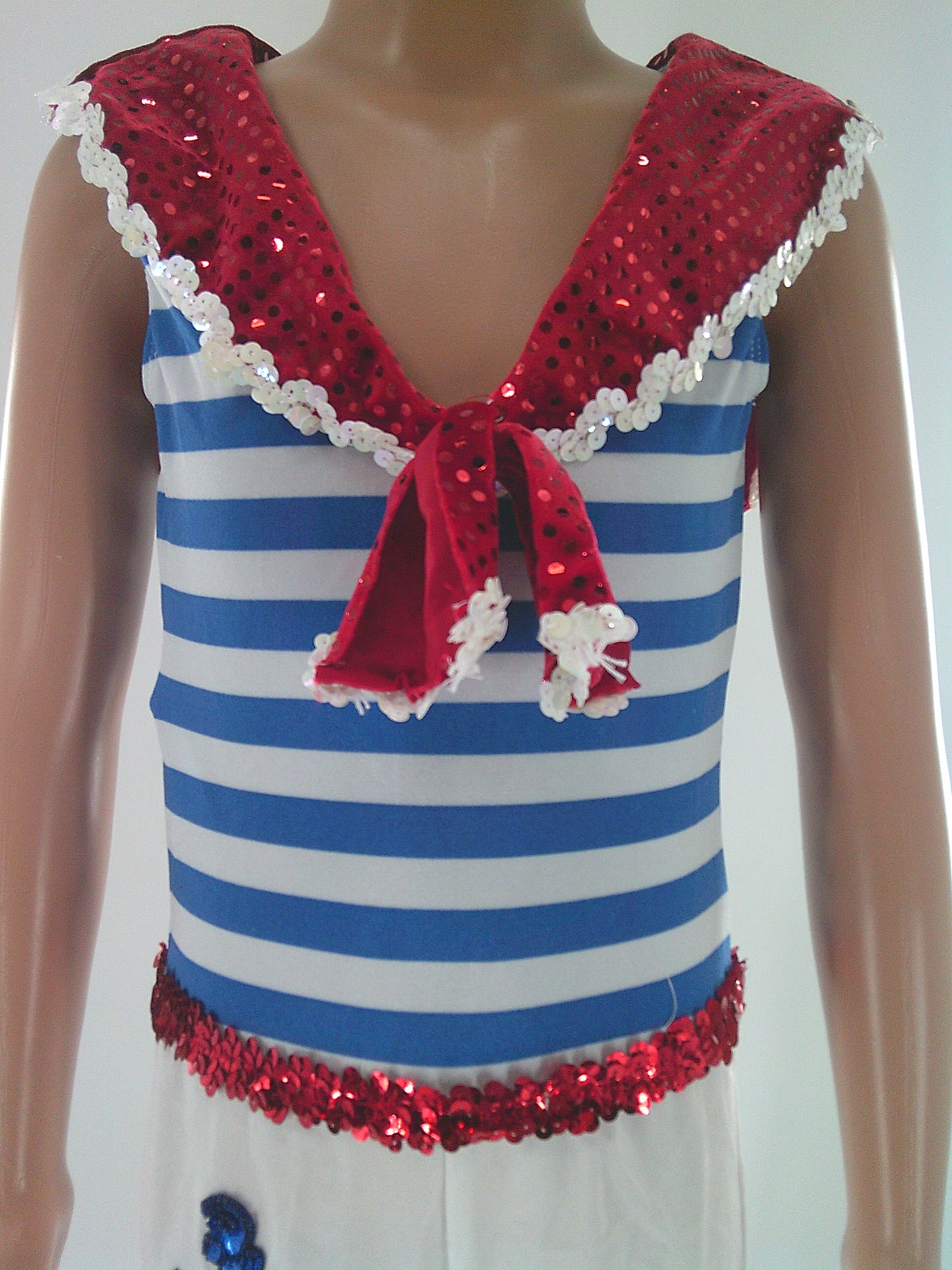Pre-Owned Costume Dansco 548 Small Child Red Sailor Jazz Sequin