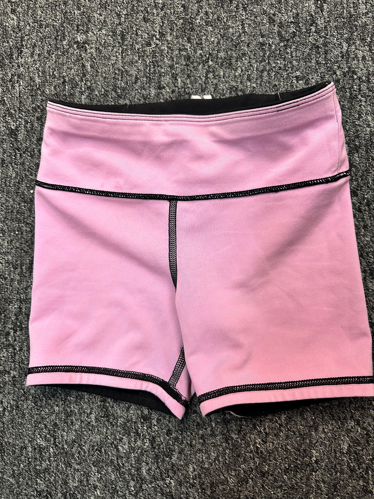 Pre-Owned Shorts Avia XL Child Black lavender Gymnastics Cheer