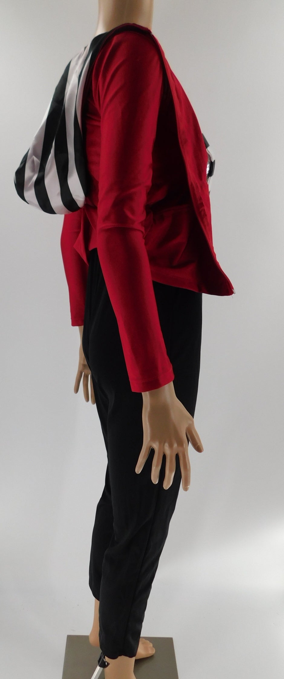 Pre-Owned Costume Revolution  RC16858 Large Child Red  Jazz