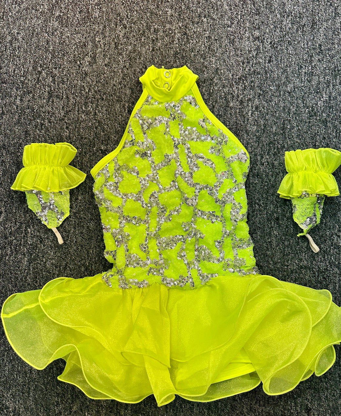 Pre-Owned Costume Weissman  8634 Small Child Green  Jazz