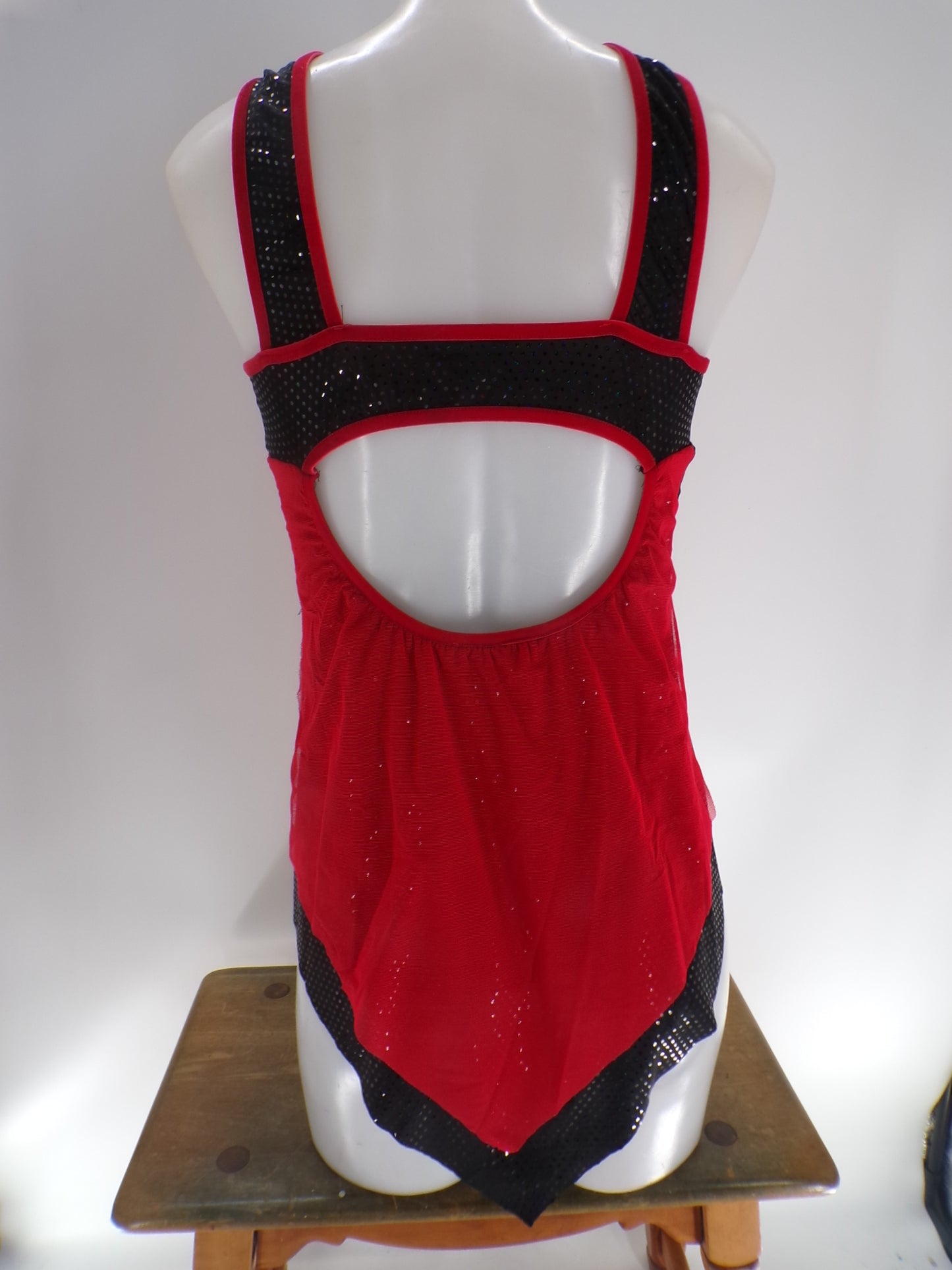 Pre-Owned Costume Art Stone 0304 Medium Adult Red Jazz Sequin