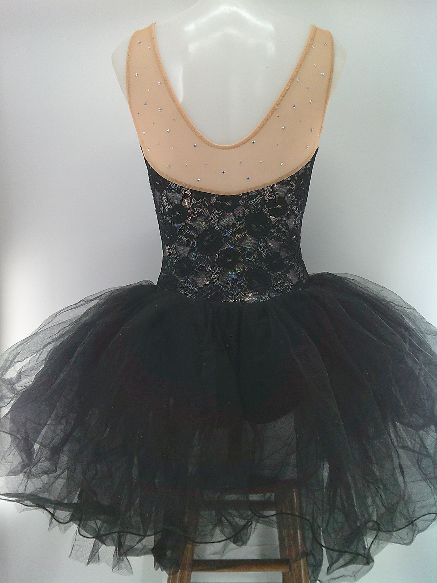 Pre-Owned Costume Curtain Call C240 Medium Adult Black Lace Ballet Rhinestones