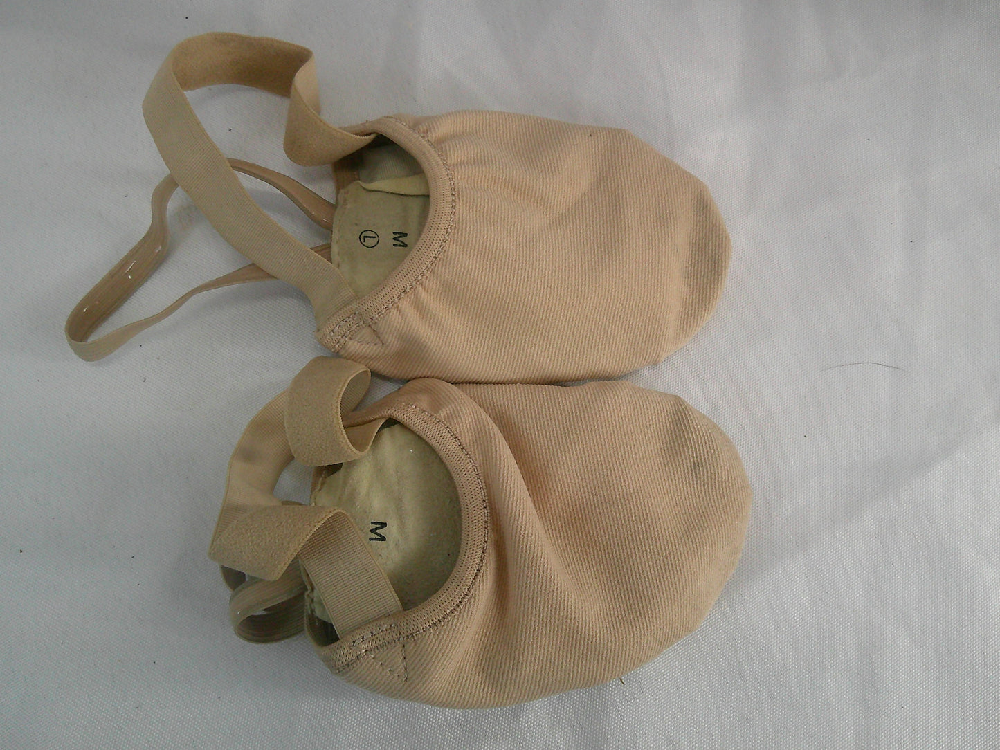 Pre-Owned Contemporary Shoes DanzNMotion Adult Medium Turner Stretch Canvas