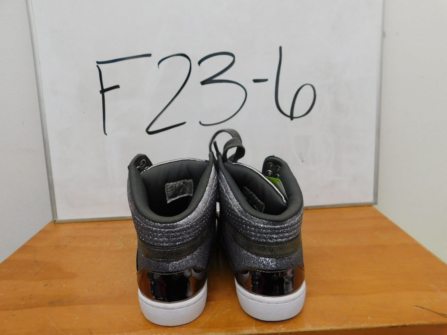 Pre-Owned Hip Hop Shoes Pastry Little Kid 13M Sneakers Glitter
