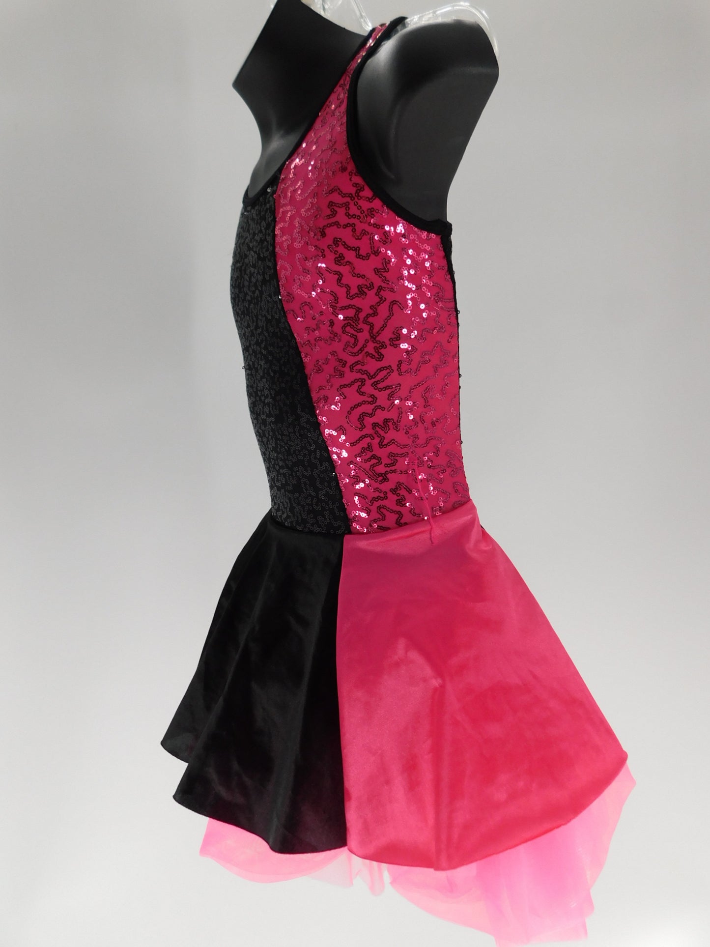 Pre-Owned Costume Be Wicked  140837 Medium Child Hot Pink  Jazz
