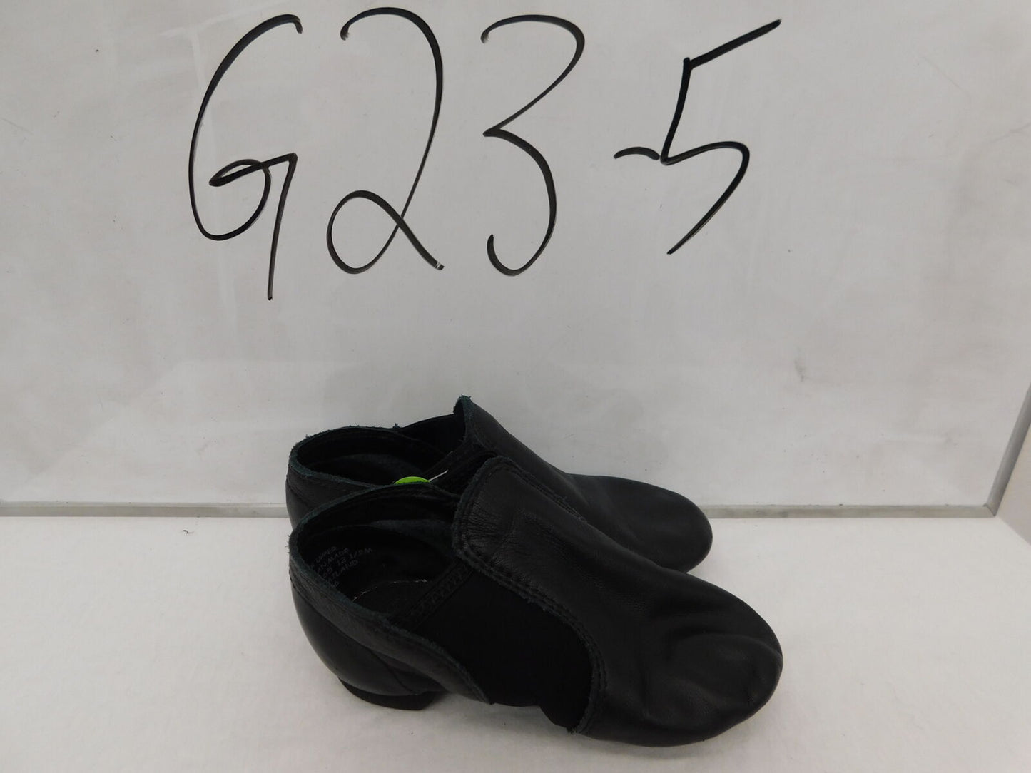 Pre-Owned Jazz Shoes Capezio Little Kid 12.5M  Leather Slip On