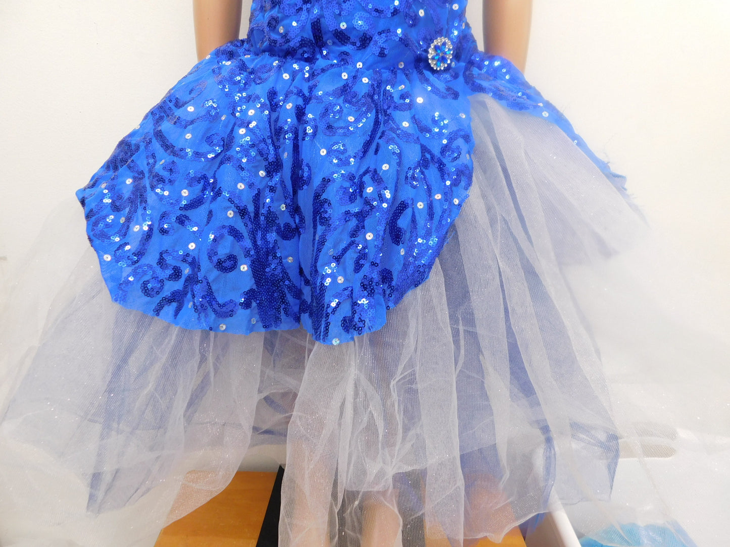 Pre-Owned Costume Curtain Call  E2196 Large Child Royal Blue  Ballet