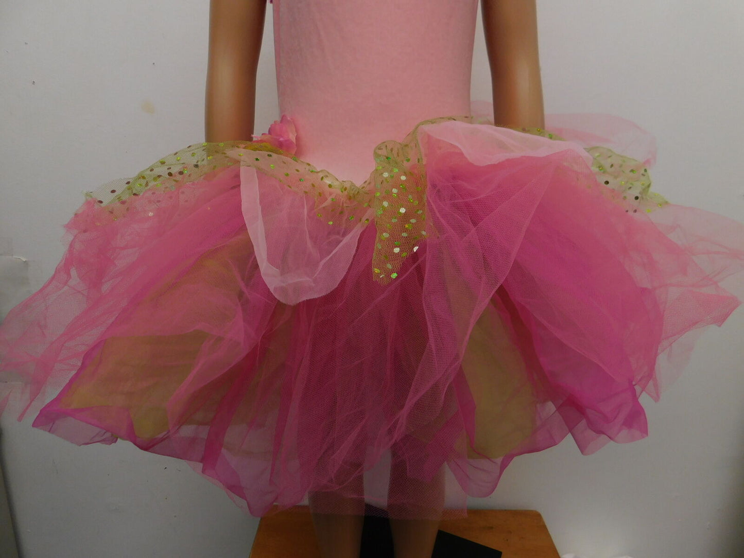 Pre-Owned Costume AWCT  15937 Intermediate Child Light Pink  Ballet