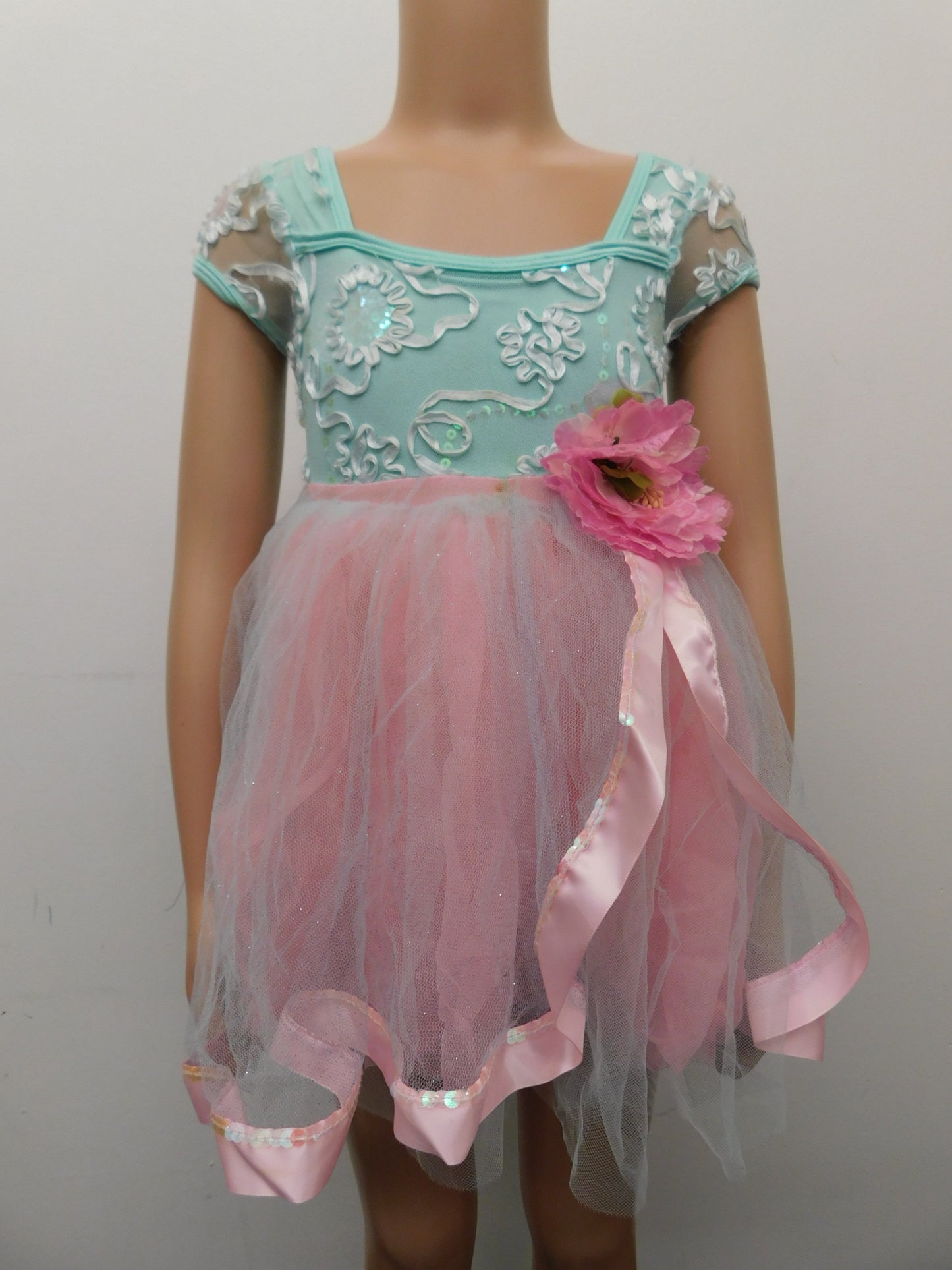 Pre-Owned Costume Curtain Call  E938 XS Child Green Dress Ballet Sequin