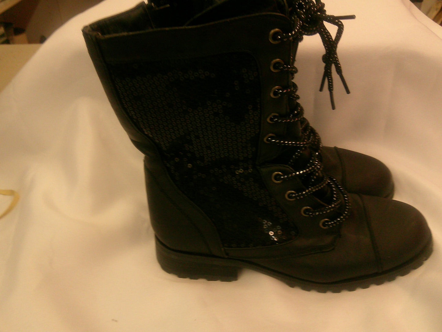 Pre-Owned  Shoes Gia-Mia Adult 5M High Top Sequin Pleather Zipper