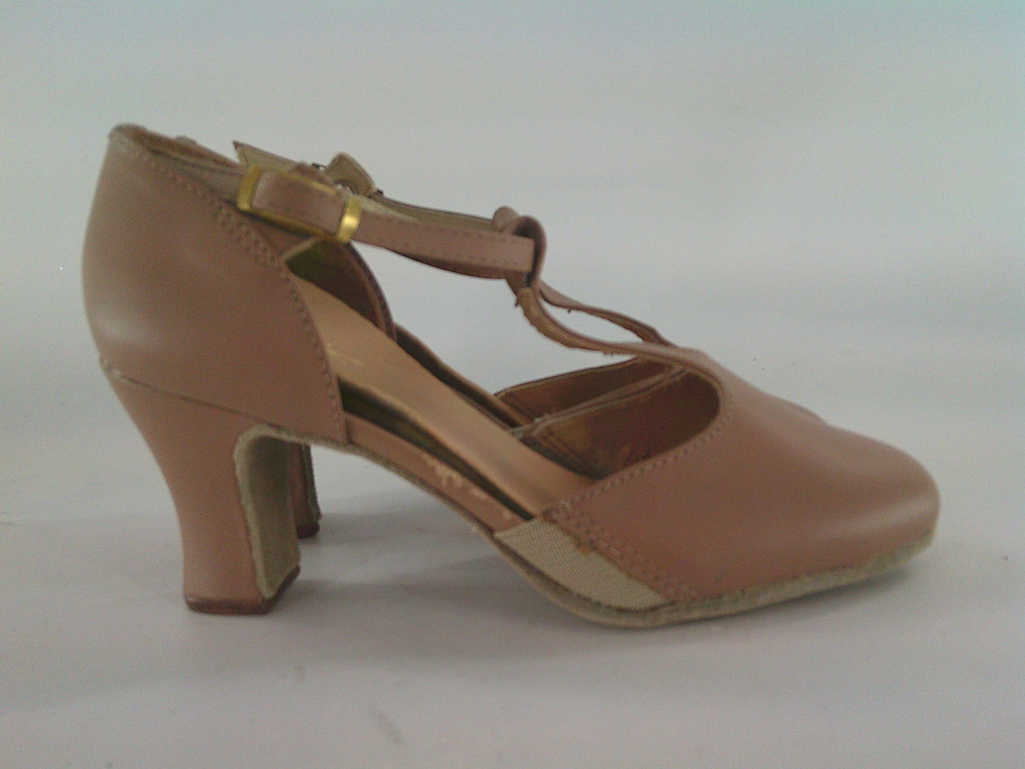 Pre-Owned Ballroom Shoes So Danca Youth 4W Strappy Heel Leather T-Strap