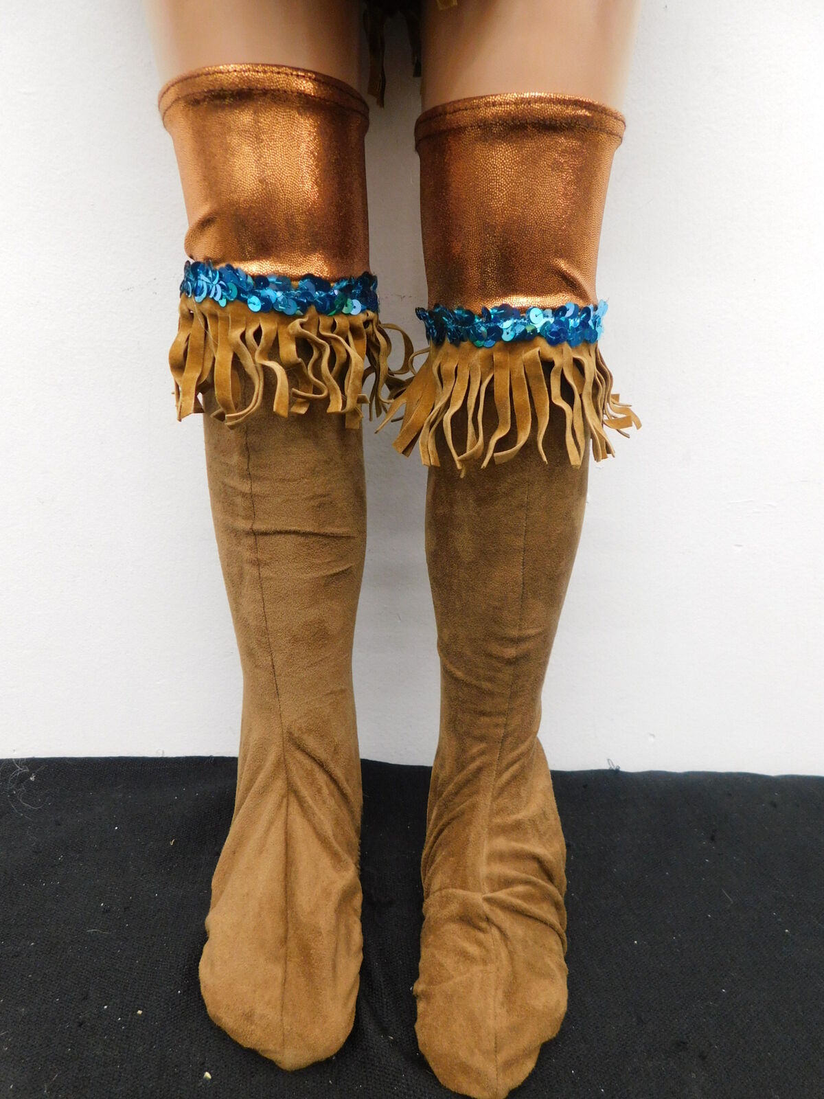 Pre-Owned Costume AWCT  15788 Small Child Brown Blue  Indian Jazz Pocahontas