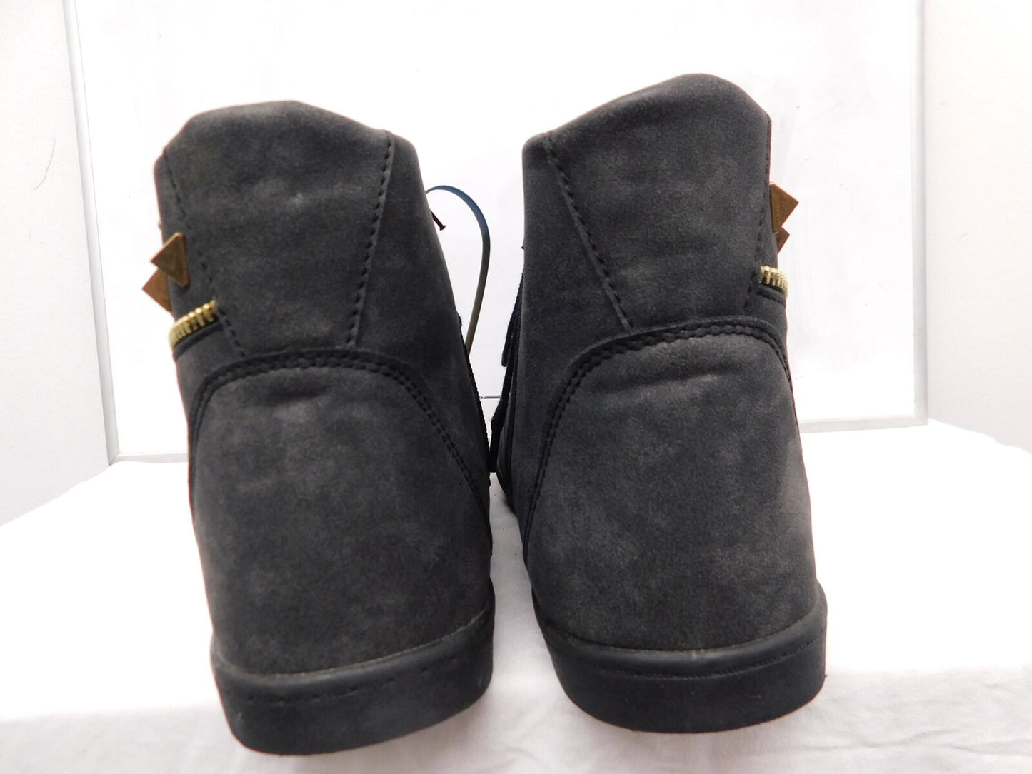 Pre-Owned Hip Hop Shoes Gia Mia Adult 8M Sneakers Pleather