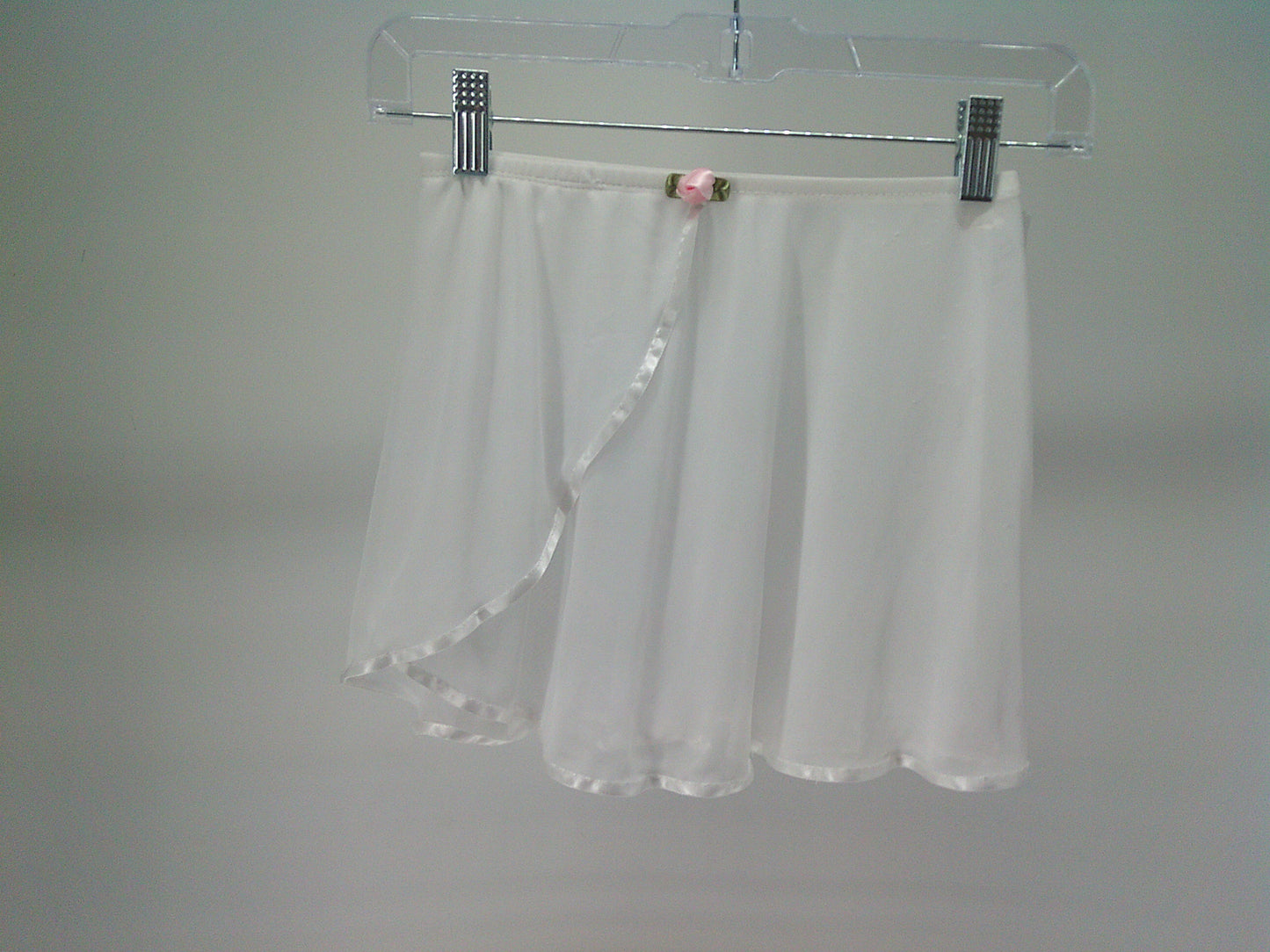 Pre-Owned Skirt Danskin Now   Large Child White  Ballet