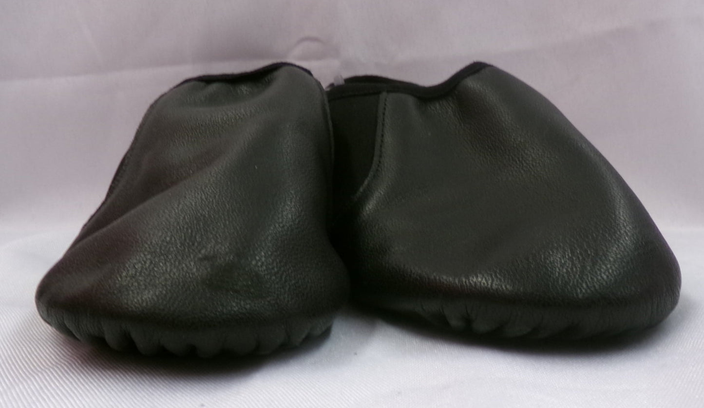 Pre-Owned Jazz Shoes DanzNMotion Adult 5M Stretch Leather Pull On Split Sole