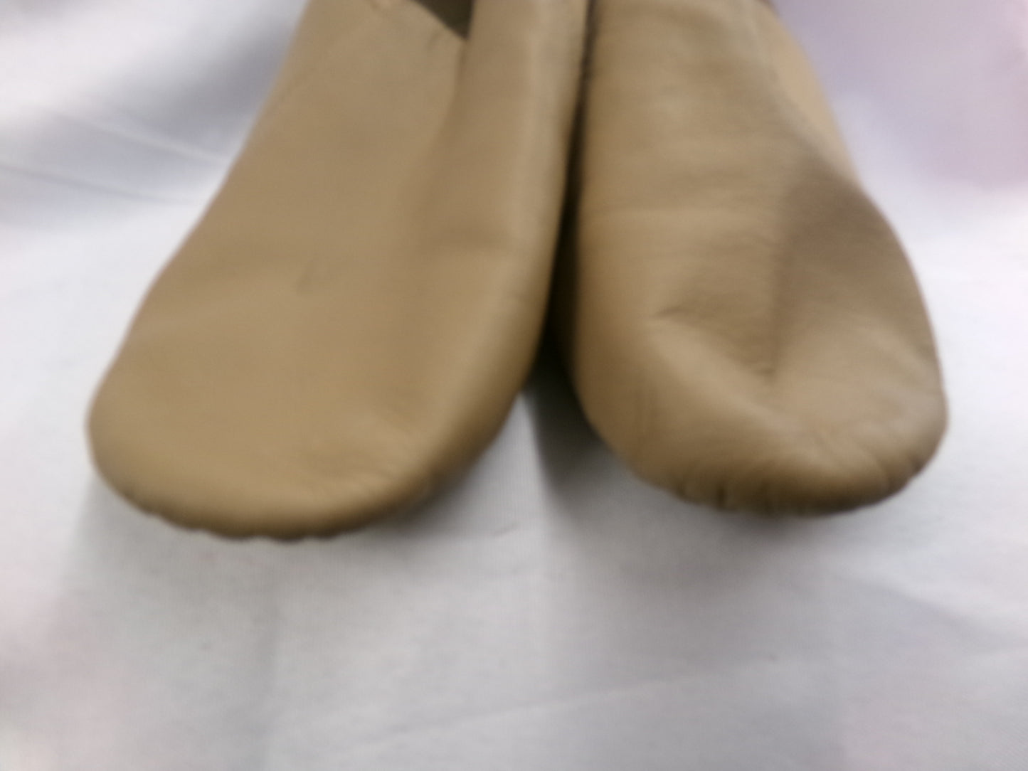 Pre-Owned Jazz Shoes So Danca JZ43 Tan Adult 7M Pull On Leather Split Sole