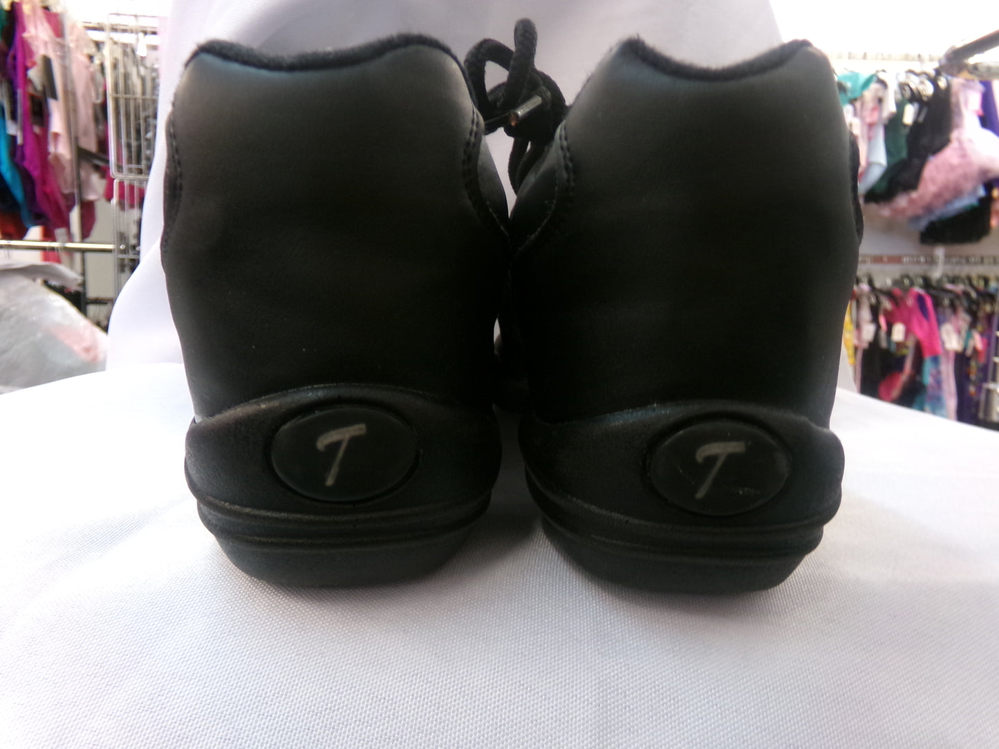 Pre-Owned Hip Hop Shoes Theatricals T8000 Black Kids 1.5M