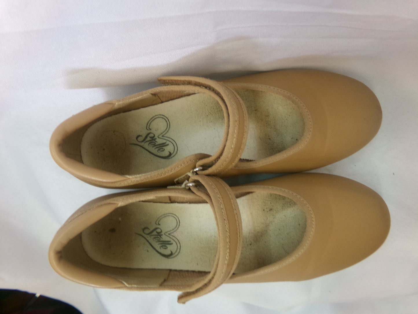 Pre-Owned Dance Tap Shoes Stelle Kids 3M Mary Jane easy Strap Tan